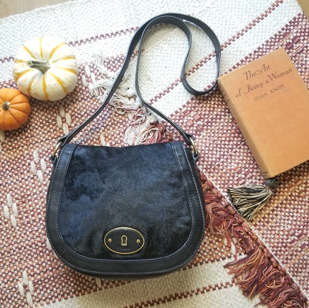 MOVING SALE 🗝FOSSIL Pony hair saddle bag 🖤 AS IS
